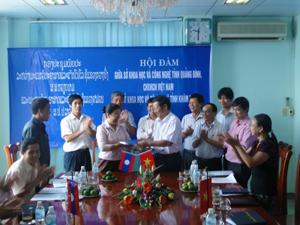 Tiếp đoàn Sở Khoa học Công nghệ tỉnh Khăm Muộn- Nước CHDNND Lào